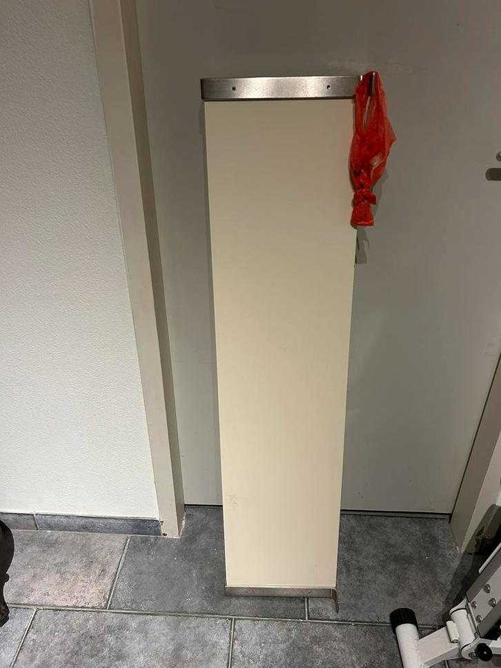 IKEA wandplank Järpen 120x28 cm compleet voor een SPOTPRIJS!, Huis en Inrichting, Woonaccessoires | Wandplanken en Boekenplanken