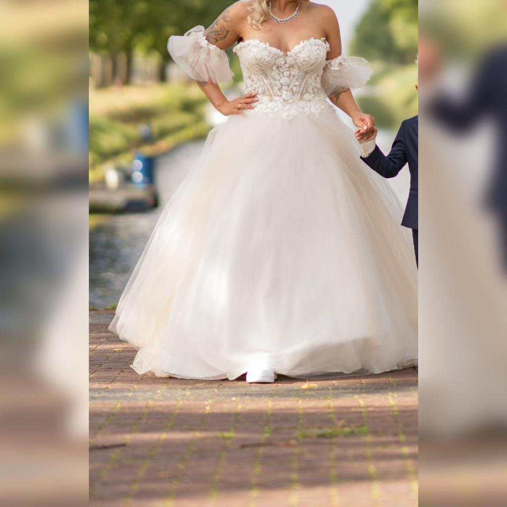 Modeca Papillon trouwjurk, Kleding | Dames, Trouwkleding en Trouwaccessoires, Gedragen, Trouwjurk, Wit, Ophalen