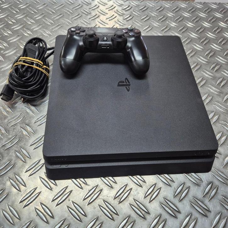 Sony Playstation 4 Slim 500GB met controller en garantie, Spelcomputers en Games, Games | Sony PlayStation 4, Zo goed als nieuw