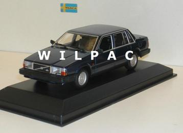 Volvo 740 744 gl blauw . Maxichamps 1:43 mal . Minichamps. beschikbaar voor biedingen