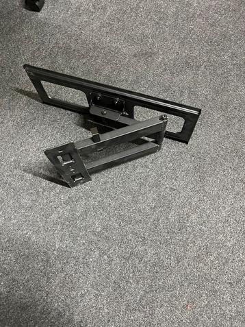 TV beugel beschikbaar voor biedingen