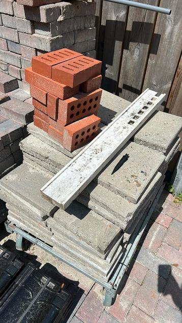 30x30 tegels beschikbaar voor biedingen