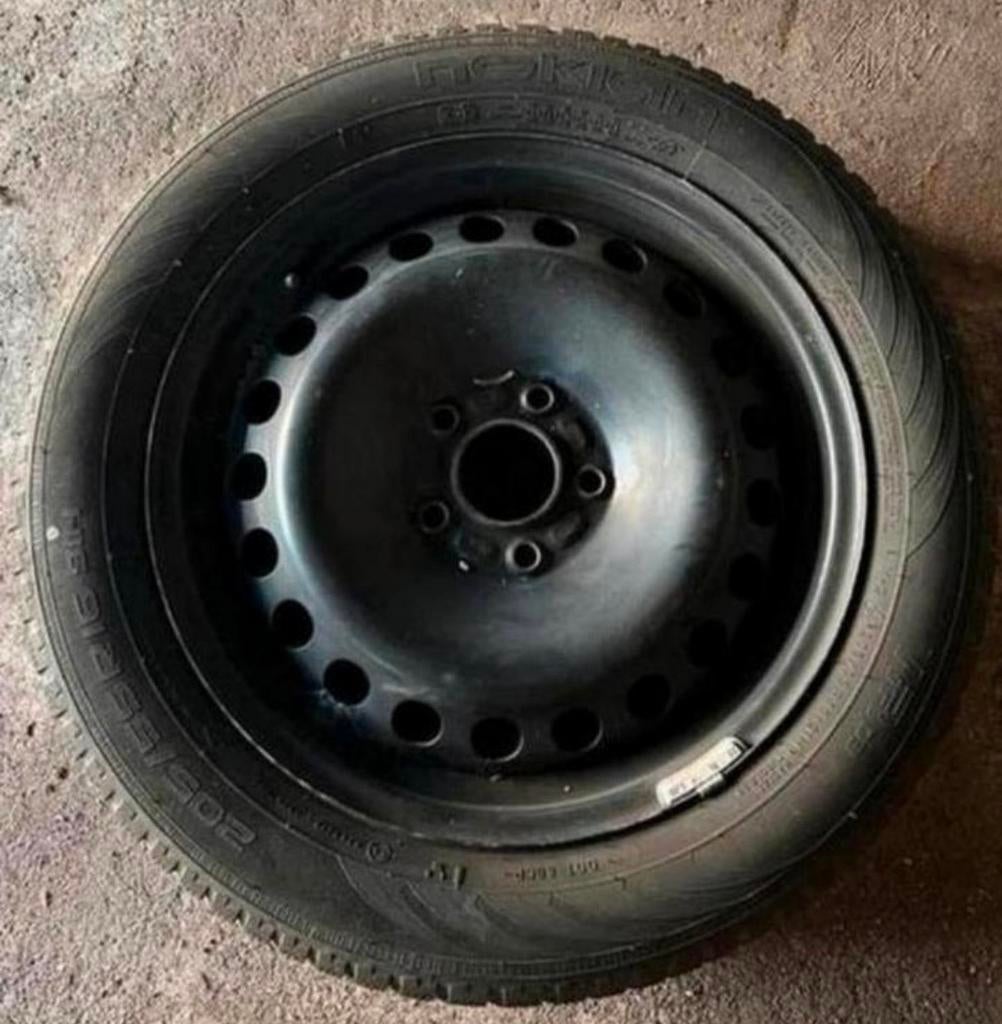 Volvo winterbanden 205/55 R16 op stalen velg te koop, Ophalen, Gebruikt