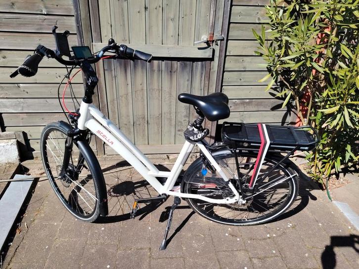 Stella Cosmo elektrische damesfiets 28 inch, z.g.a.n., Fietsen en Brommers, Elektrische fietsen, Zo goed als nieuw, Overige merken