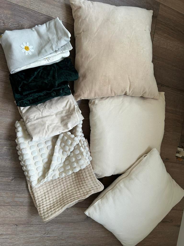 Gratis kussens en kussenhoezen diverse maten!, Ophalen, Gebruikt, Vierkant