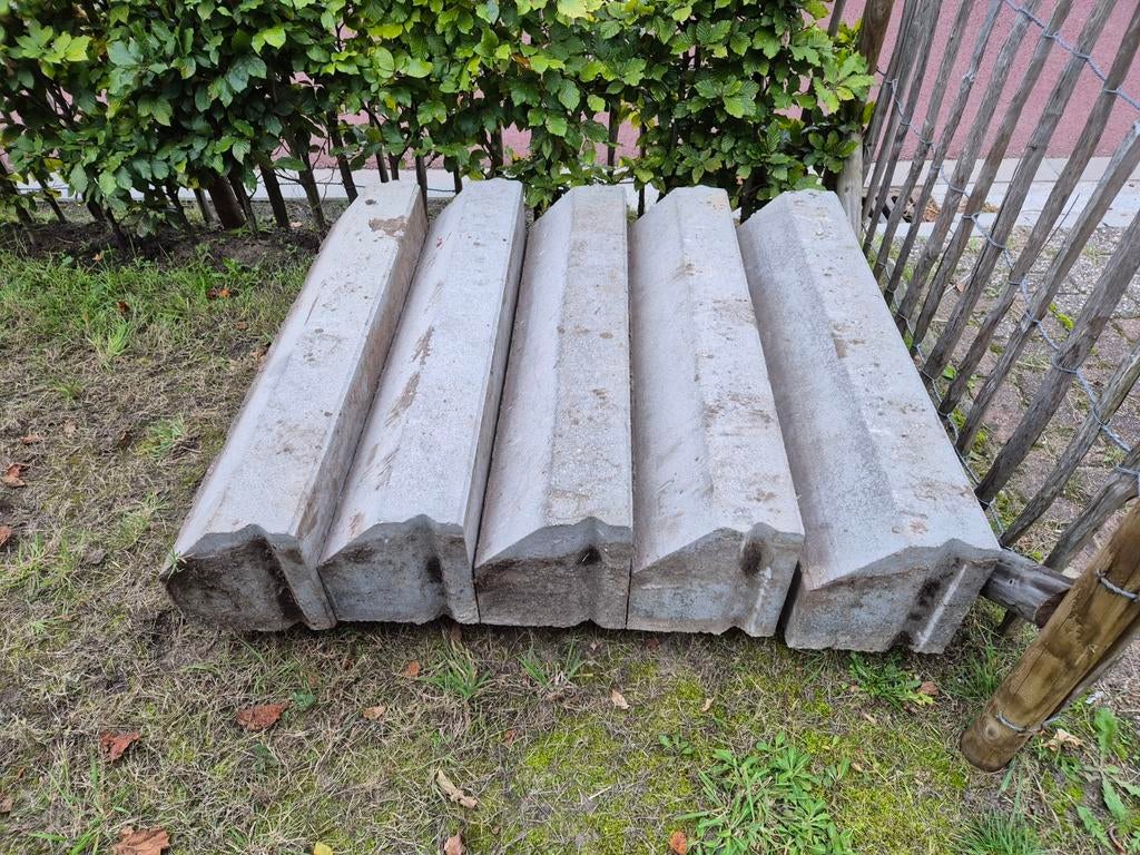 5 trottoirbanden RWS 11,5/22,5 zgan, Ophalen, Zo goed als nieuw, Beton, Overige typen
