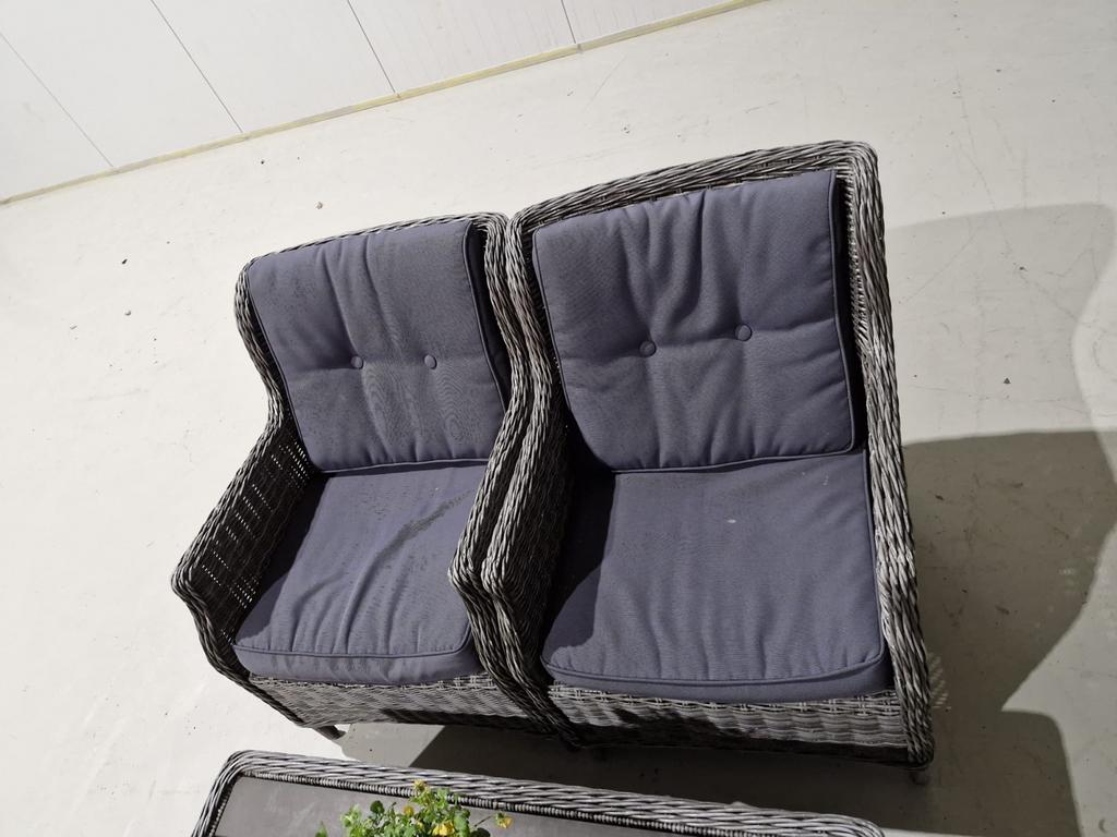 Wicker Loungeset met 2 Stoelen en 1 Bank, 4 zitplaatsen, Gebruikt, Bank, .