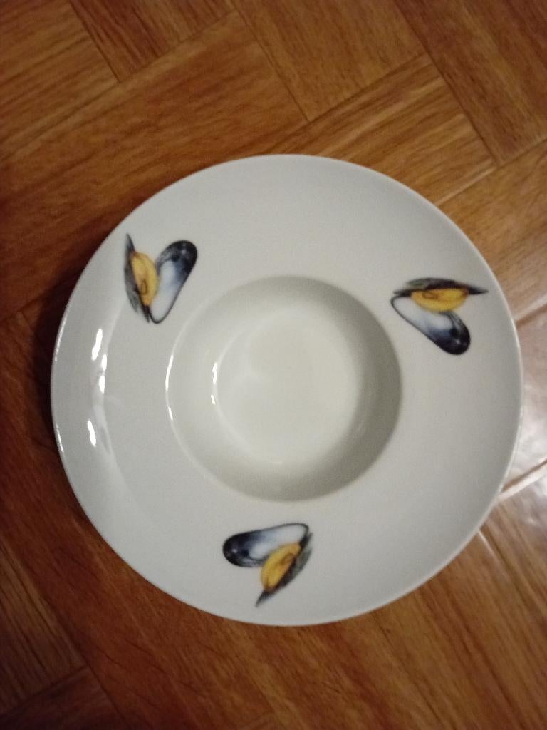 Mossel Schoteltjes, Ophalen, Zo goed als nieuw, Overige stijlen, Kop(pen) en/of Schotel(s)