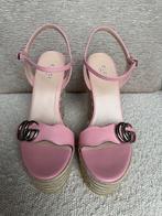 Nieuwe Gucci Hakken - Stijlvol en Elegant, Ophalen of Verzenden, Nieuw, Roze, Pumps