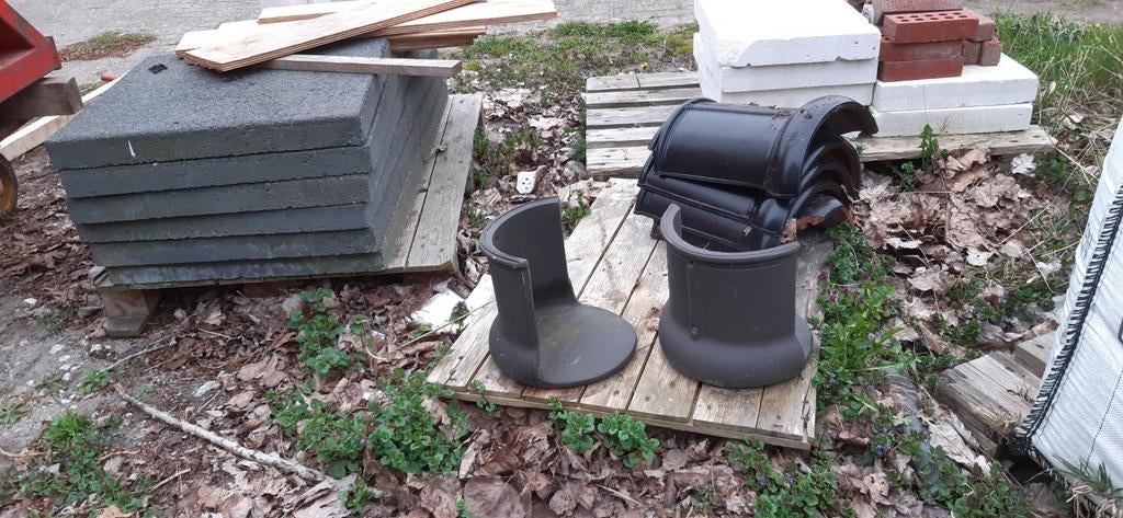 Eindvorsten nieuw, Doe-het-zelf en Verbouw, Dakpannen en Dakbedekking, Ophalen, Steen of Klei, Zwart, Nieuw