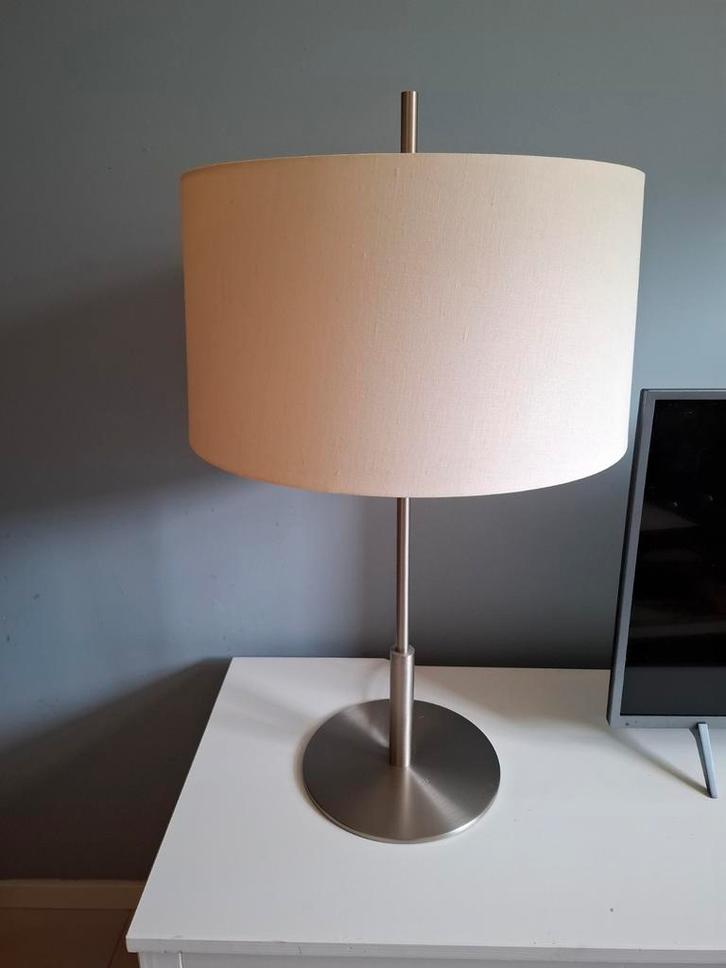 2 Santa & Cole Design Lampen - Chrome Voet, Crème Kap, Huis en Inrichting, Lampen | Vloerlampen, Gebruikt, Minder dan 100 cm, Metaal