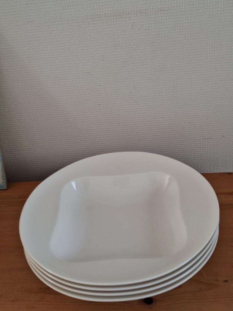 Pasta borden villery en boch, Ophalen of Verzenden, Porselein, Overige stijlen, Bord(en)