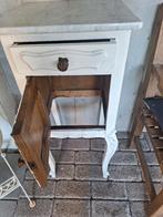 Brocante nachtkast, Ophalen