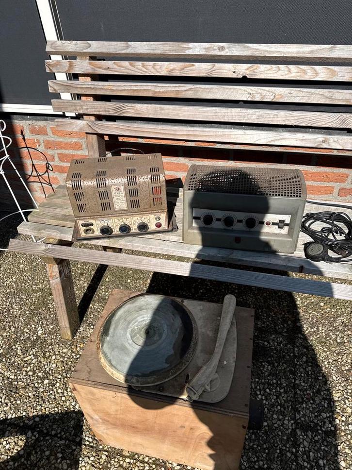 Vintage geluidsinstallatie met platenspeler en versterkers, Audio, Tv en Foto, Versterkers en Receivers, Niet werkend, Overige systemen
