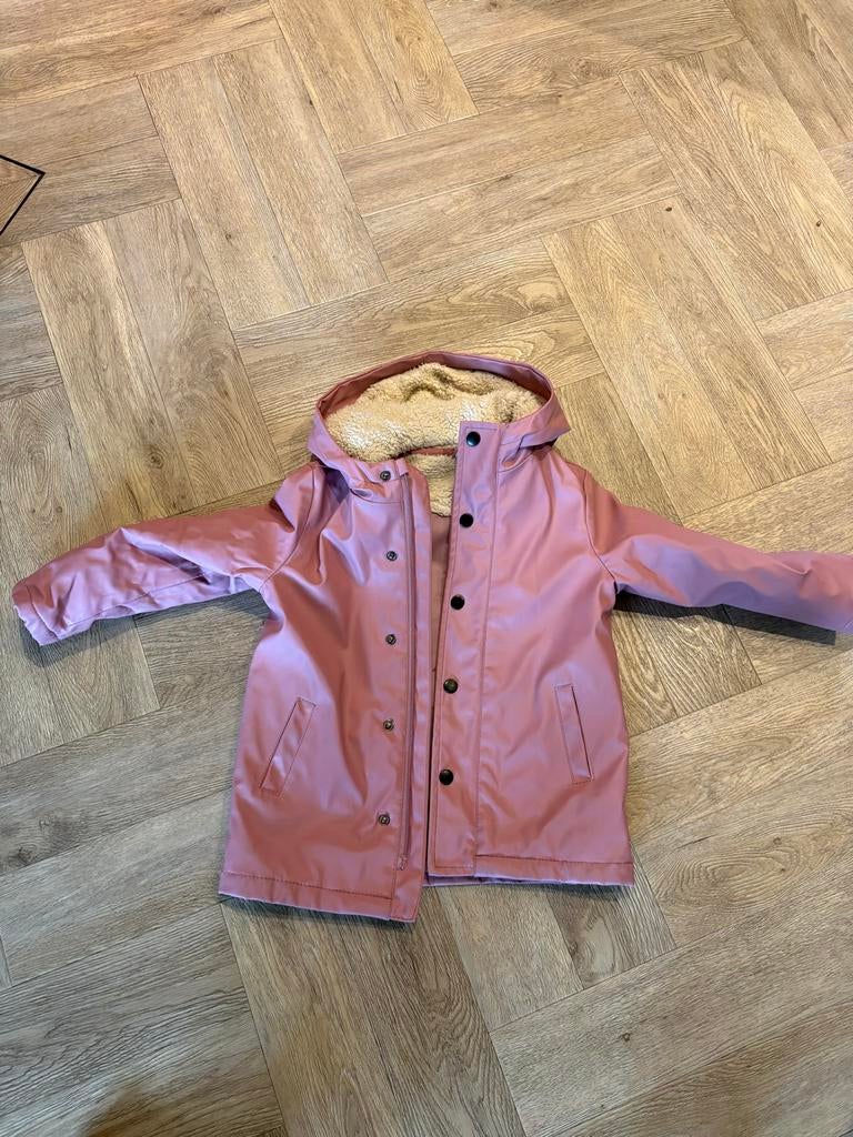 Hema Regenjas Roze Maat 98/104 met Teddy Voering, Ophalen, Zo goed als nieuw, Meisje