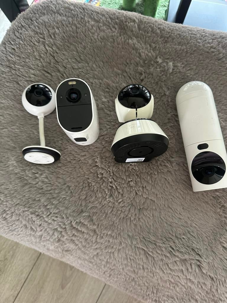 Arlo beveiligingscamera's, Verzenden, Gebruikt, Buitencamera