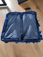 Nieuwe blauwe reistas met wieltjes en uitschuifbare handgree, 40 tot 60 cm, Wieltjes, 20 tot 30 cm, Blauw