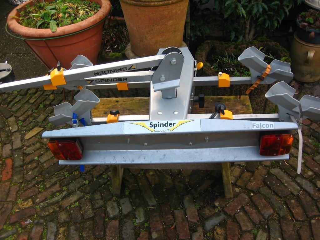 fietsendrager, Elektrische fiets, Ophalen of Verzenden, Zo goed als nieuw, 2 fietsen