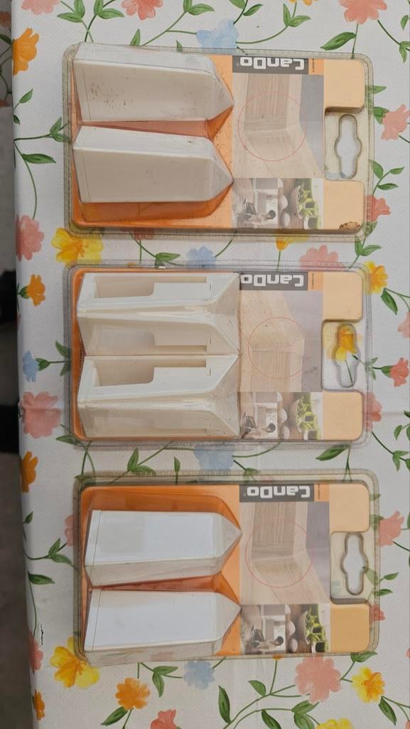 Cando hoeken plinten wit - 2x buitenhoek, 1x binnenhoek, Doe-het-zelf en Verbouw, Plinten en Afwerking, Ophalen of Verzenden, Nieuw