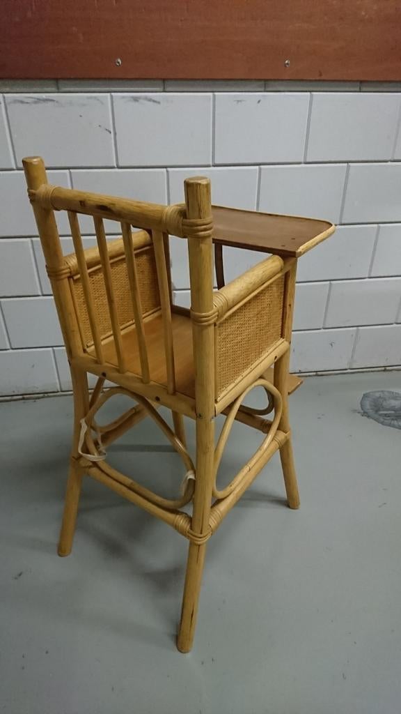 Kinderstoel,  vintage Riet stevig en groot, Ophalen, Overige typen