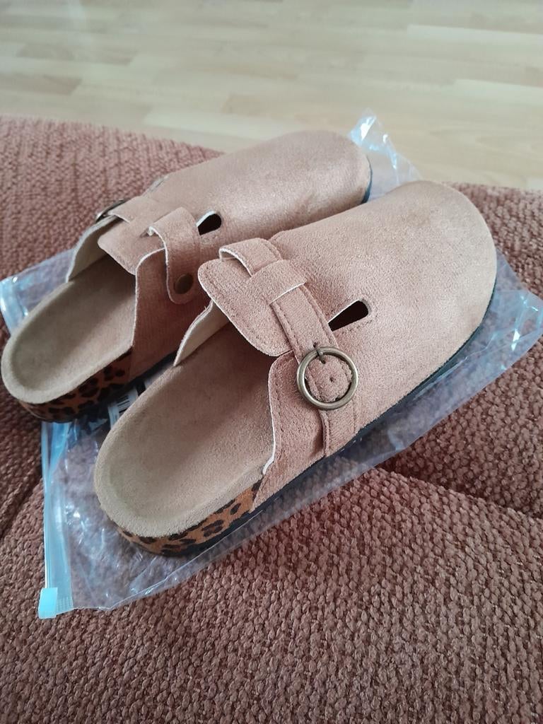 Slippers, Kinderen en Baby's, Babykleding | Schoentjes en Sokjes, Ophalen, Nieuw, Meisje, Schoentjes