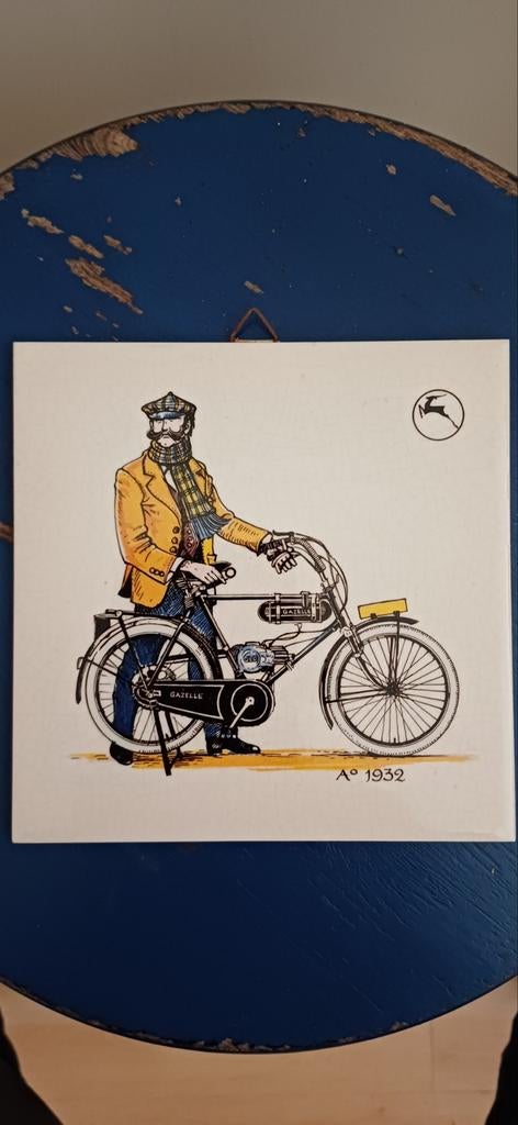 Gazelle tegel met licht motorfietsje 1932., Antiek en Kunst, Antiek | Wandborden en Tegels, Ophalen of Verzenden
