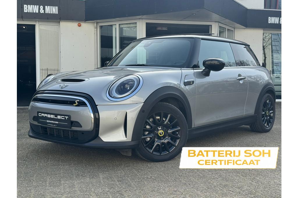 MINI Cooper SE Classic | Panodak | Harman Kardon | Head-Up |, Gebruikt, Lichtsensor, Met garantie (alle), 4 stoelen