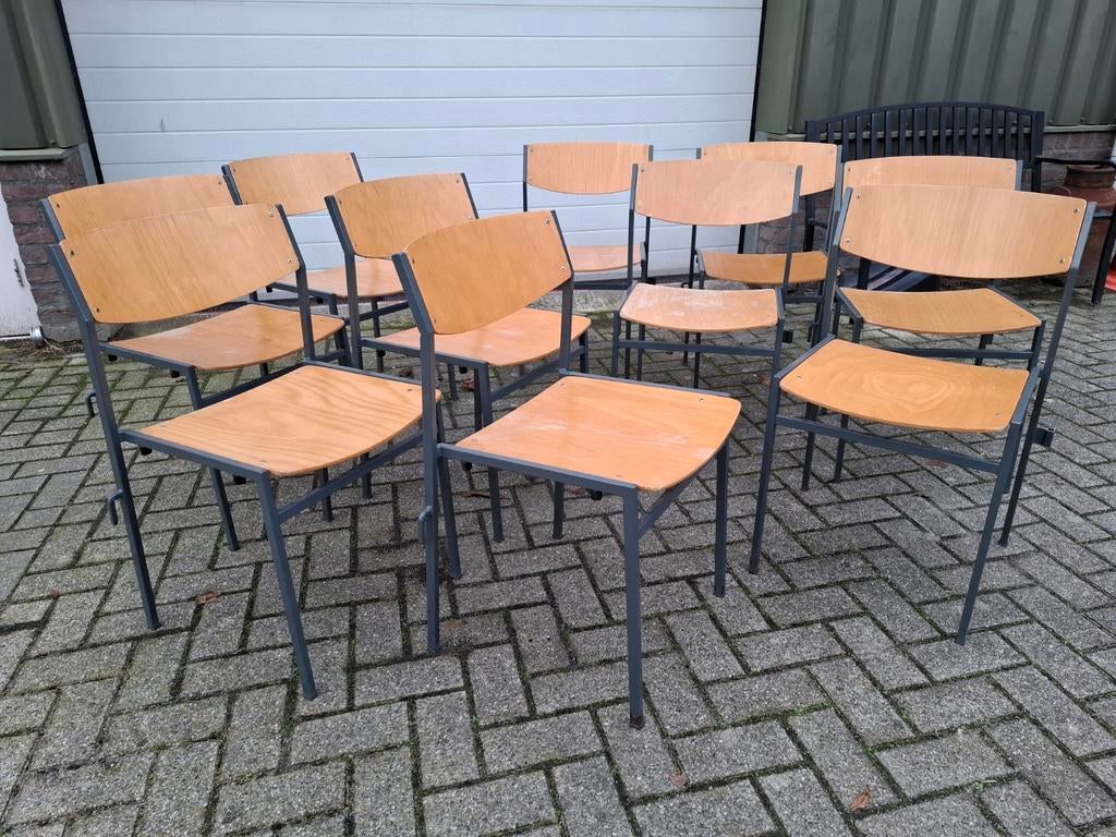 Vintage Gijs van der Sluis Stapelstoel stoelen., Ophalen, Gebruikt, Hout, Vijf, Zes of meer stoelen