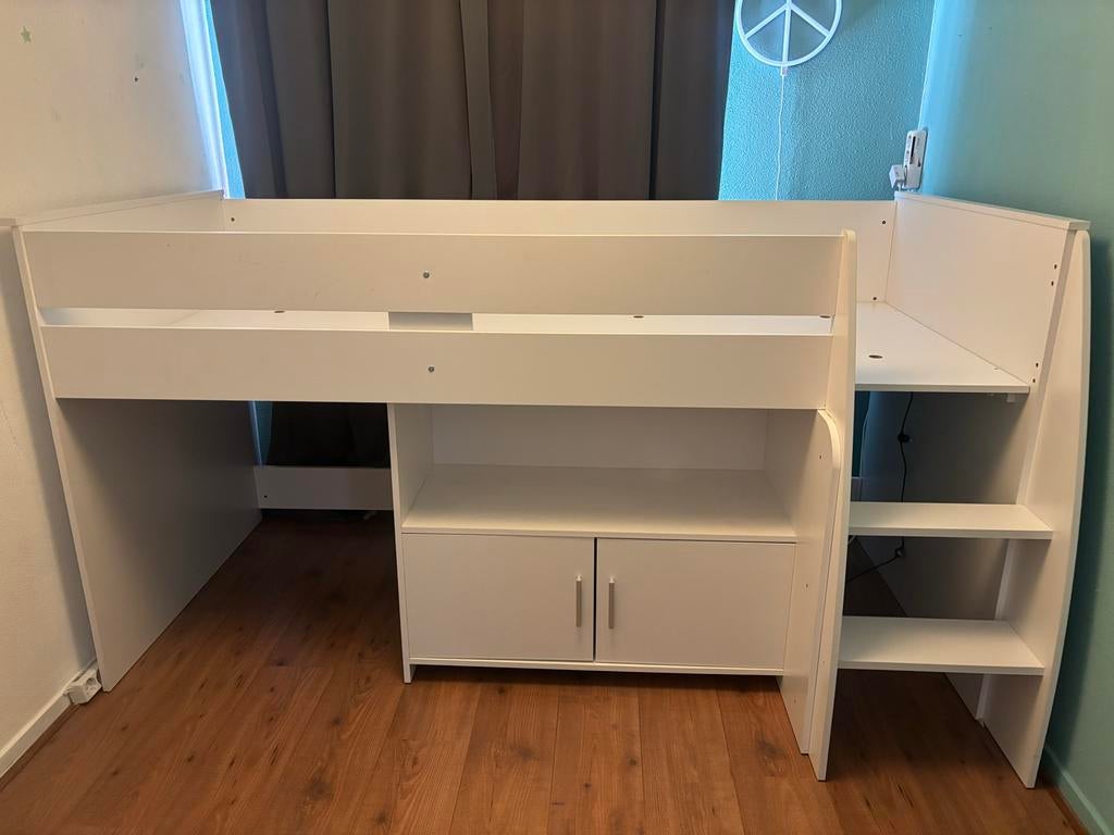 Tweedehands Hoogslaper - Goede Conditie, Kinderen en Baby's, Kinderkamer | Stapelbedden en Hoogslapers, Ophalen, Zo goed als nieuw