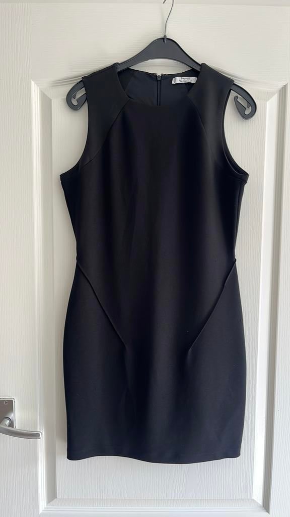 Zwart jurkje Mango, Kleding | Dames, Jurken, Ophalen of Verzenden, Zo goed als nieuw, Zwart, Boven de knie