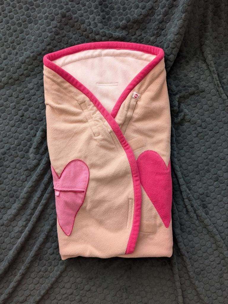 Lodger wikkeldeken met hartjes, Kinderen en Baby's, Dekens, Slaapzakjes en Inbakerproducten, Ophalen of Verzenden, Overige typen