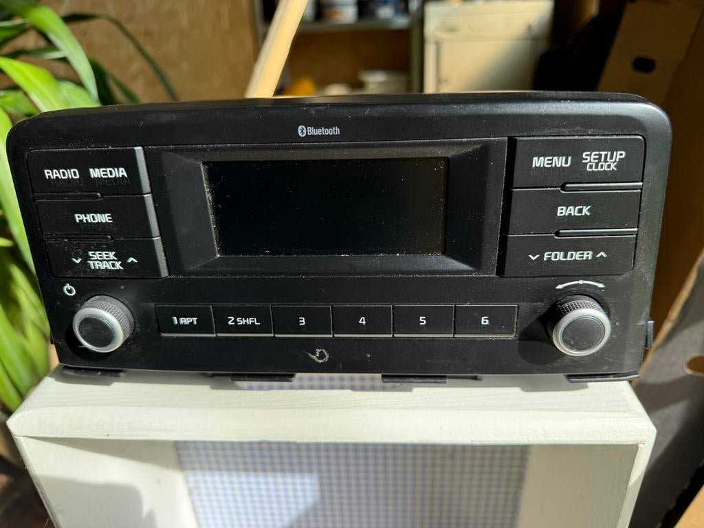 Originele Kia Picanto 2017-???? Radio, Ophalen, Gebruikt