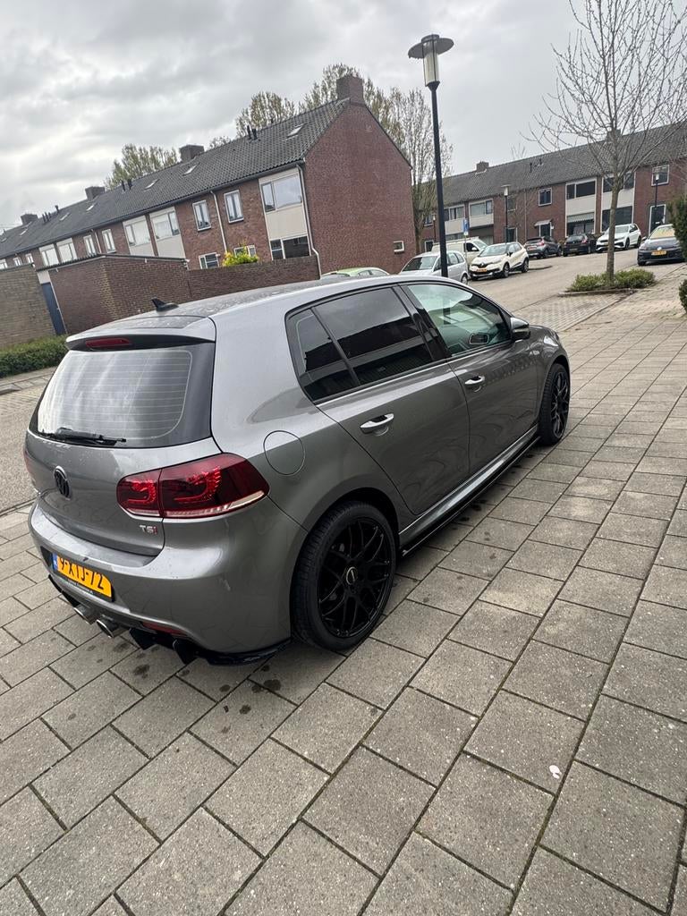 Volkswagen Golf 1.4 TSI 90KW DSG 2009 Grijs, Euro 5, Stof, 4 cilinders, 122 pk