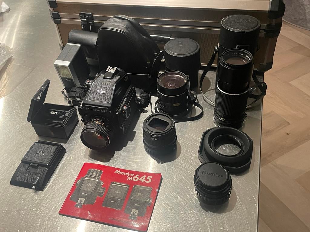 Mamiya 645 analoge camera met 4 lenzen en accessoires, Ophalen, Zo goed als nieuw, Spiegelreflex, Overige Merken
