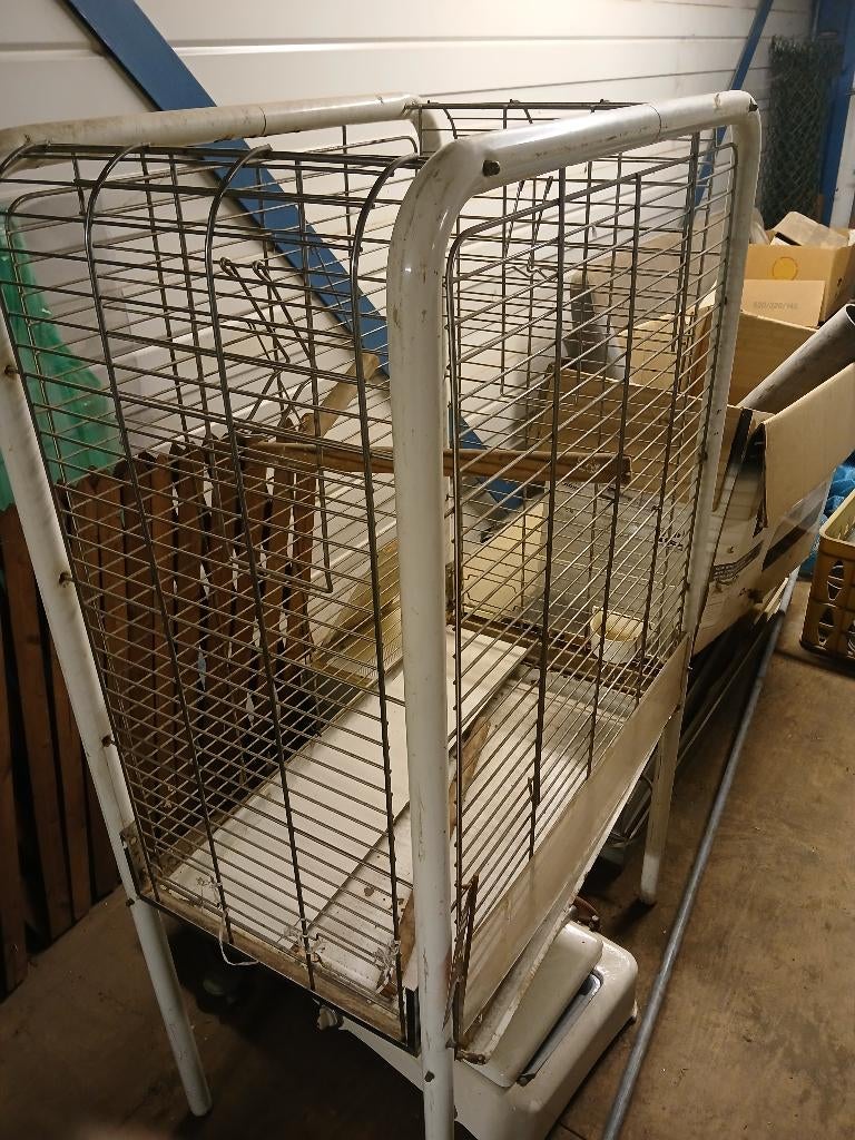 2 maal vogelkooi., Ophalen, Zo goed als nieuw, Metaal, Vogelkooi