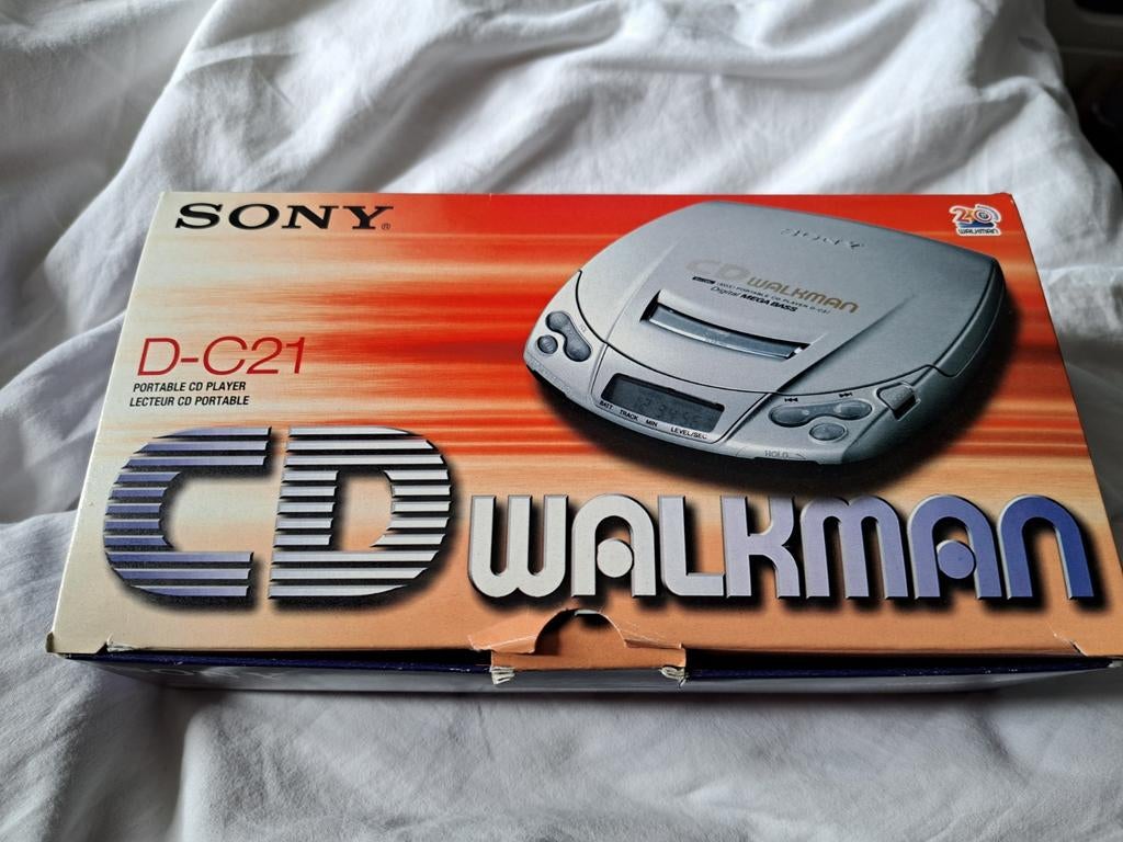 Sony cd walkman met adapter en oortjes, Audio, Tv en Foto, Walkmans, Discmans en Minidiscspelers, Ophalen of Verzenden, Walkman