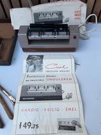 Antieke krulset en haarnetjes - Vintage haarstyling, Ophalen of Verzenden