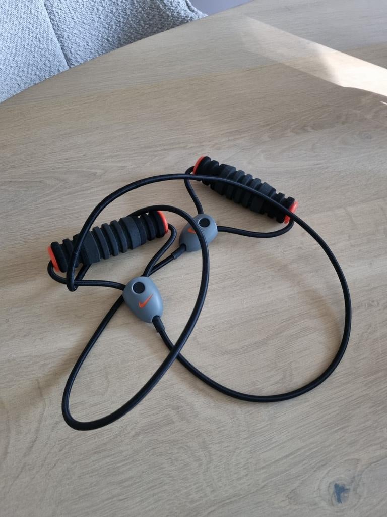 Nike Weerstandsband met Handvatten - Ideaal voor Training, Sport en Fitness, Fitnessmaterialen, Ophalen of Verzenden, Zo goed als nieuw