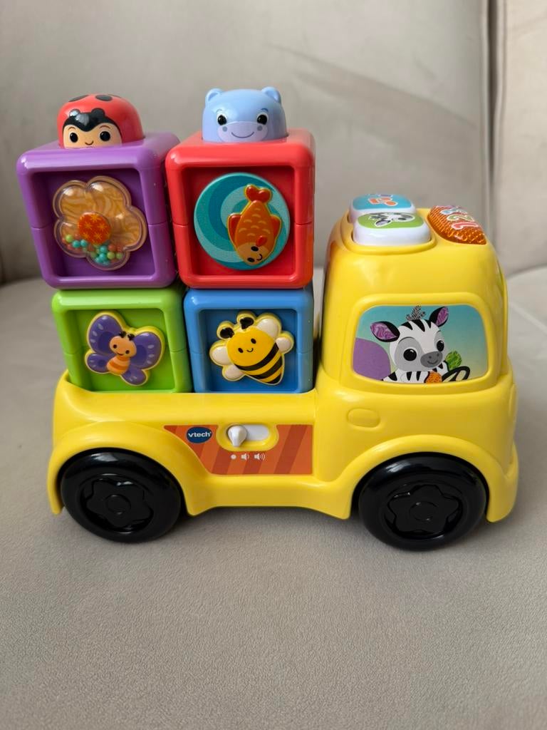 speelgoed auto met geluid, Kinderen en Baby's, Speelgoed | Vtech, Ophalen of Verzenden, Zo goed als nieuw, 6 maanden tot 2 jaar
