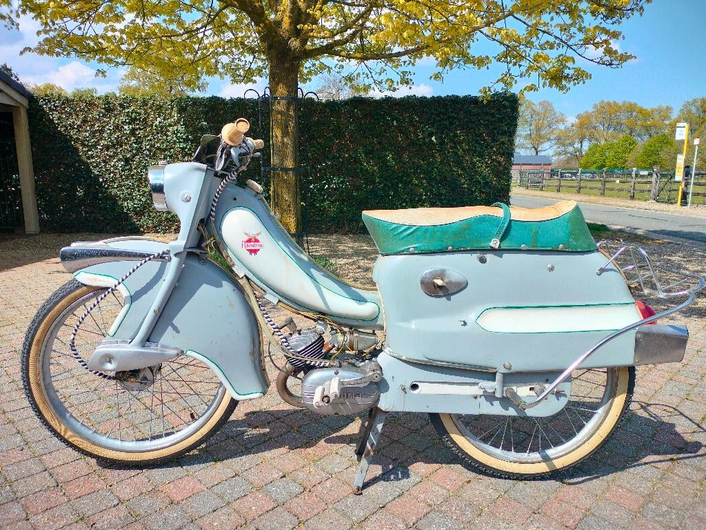 Flandria oldtimer bromfiets, Maximaal 45 km/u, 49 cc, 3 versnellingen, Ophalen