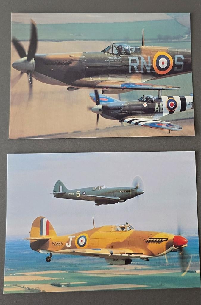 2 Ansichtkaarten BBMF Spitfire/ Hurricane, Ophalen of Verzenden, Luchtmacht, Engeland, Foto of Poster