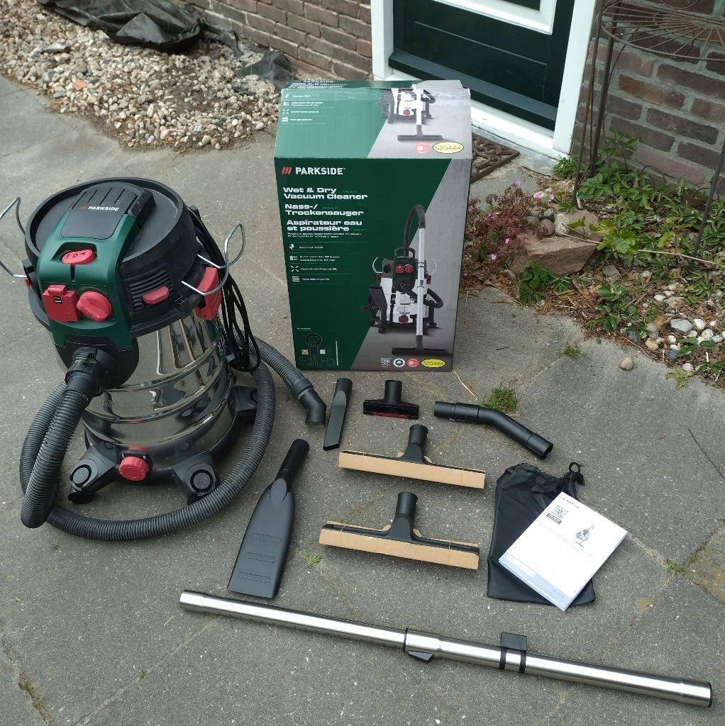 Nat en droogstofzuiger 1500 W, Stofzak, Stofzuiger, Ophalen of Verzenden, Zo goed als nieuw