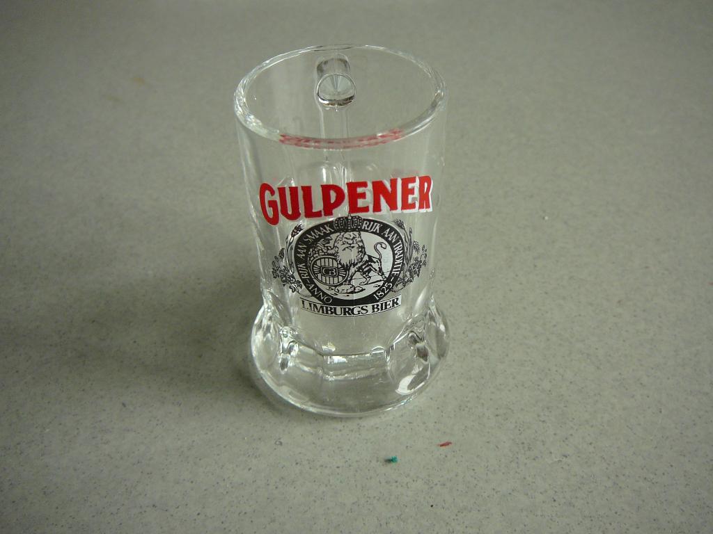 glazen bierpulletje Gulpener, Ophalen of Verzenden, Zo goed als nieuw, Glas of Glazen, Overige merken