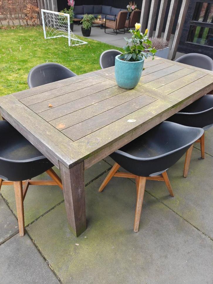 Houten tuintafel met 6 zwarte stoelen, Tuin en Terras, Tuinsets en Loungesets, Gebruikt, Hout, 6 zitplaatsen, Ophalen of Verzenden