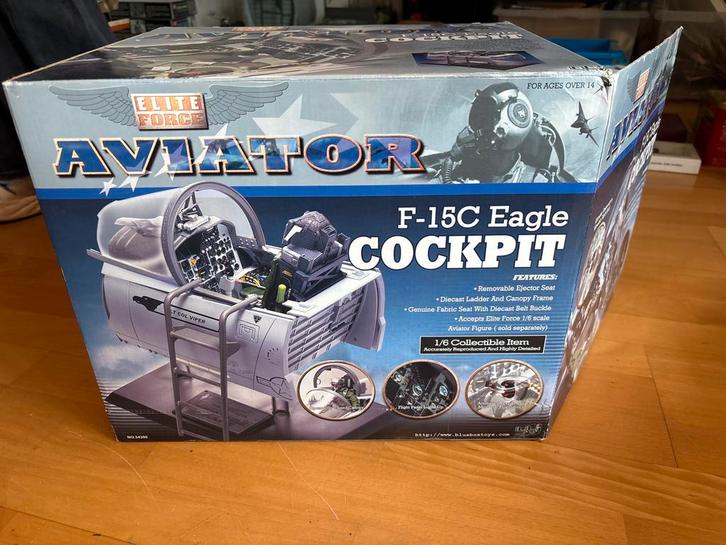 Elite Force Aviator F-15C Eagle Cockpit 1:6 Schaal, Hobby en Vrije tijd, Modelbouw | Vliegtuigen en Helikopters, Nieuw, Vliegtuig