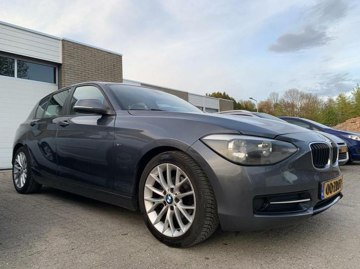 BMW 1-serie 116i Sport Edition NAP NWE APK Airco Leer Groot, Auto's, BMW, Bedrijf, Te koop, 1-Serie, ABS, Airbags, Airconditioning