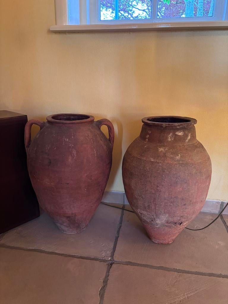 Decoratieve Terracotta Kruiken - Set van Twee, Ophalen