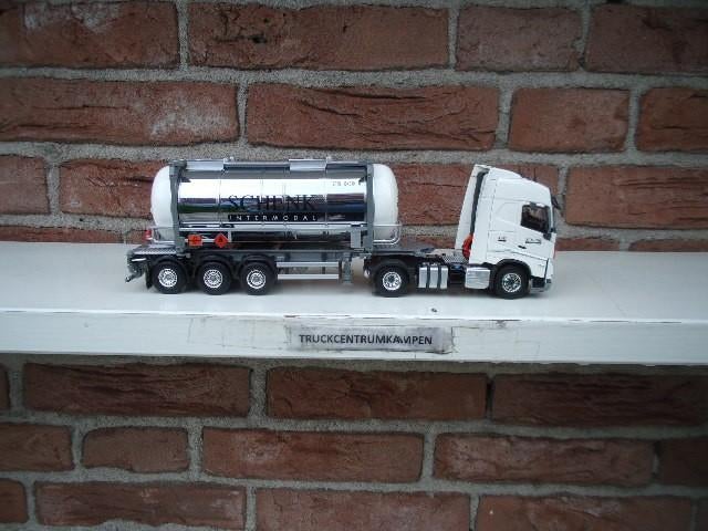 Tekno  Volvo  FH5  Globetrotter  4 x 2  van  Schenk., Hobby en Vrije tijd, Ophalen of Verzenden, Nieuw, Bus of Vrachtwagen, Tekno