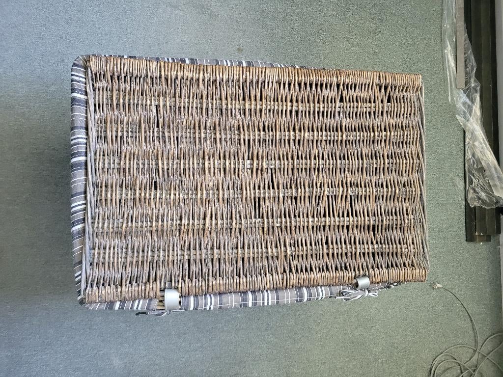 Mand, Ophalen, Gebruikt, Rechthoekig, Riet