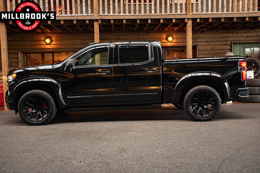 Chevrolet Silverado High Country 6.2 V8 Adaptieve cruise BOS, Automaat, 2443 kg, Lichtsensor, Zwart